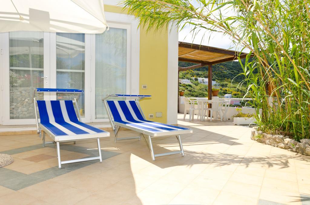 Sunset Village Ponza Phòng bức ảnh