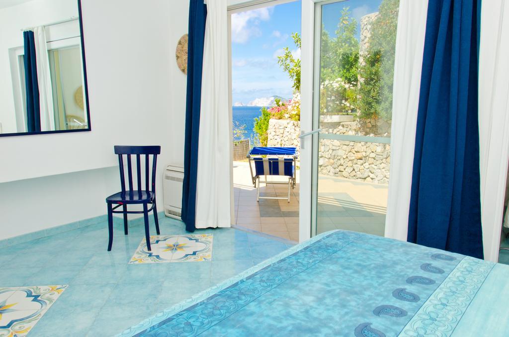 Sunset Village Ponza Phòng bức ảnh