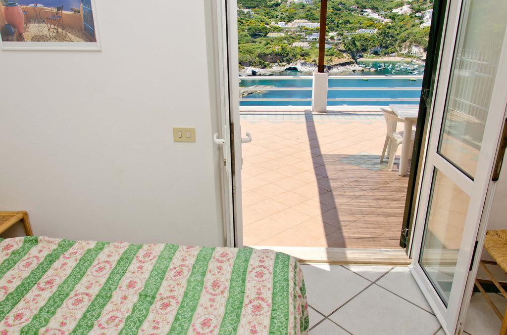 Sunset Village Ponza Phòng bức ảnh
