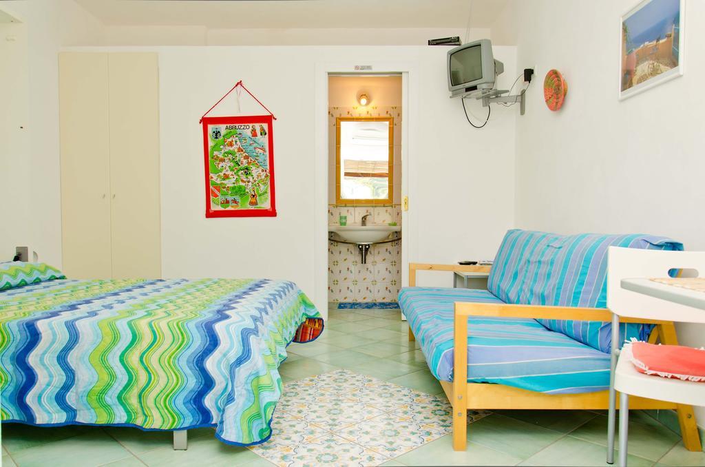 Sunset Village Ponza Phòng bức ảnh